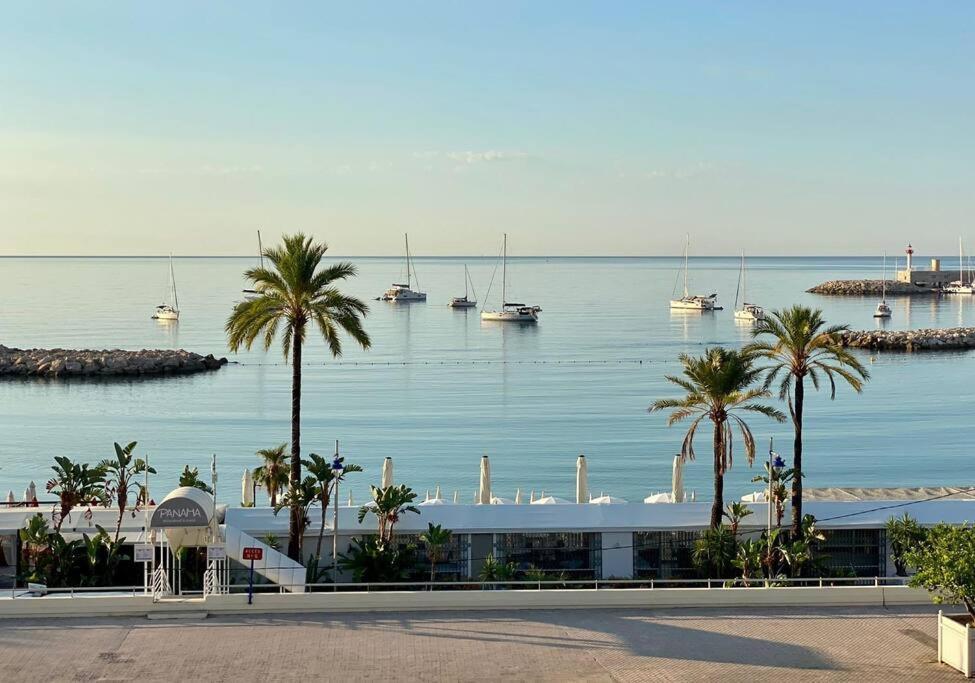 Le Garavan-Vue Mer-Plage-Clim-Terrasse 芒通 外观 照片